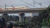 Dampak Finansial Proyek Kereta Cepat Whoosh Terhadap Keuangan KAI dan Peran Danantara