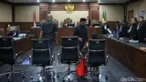 Gus Alex Minta Eks Kasubdit Kemenag Dihadirkan di Sidang Kasus Kuota Haji