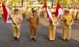 Pembagian Bendera Merah Putih Gratis dan Pembaruan Proyek Strategis Nasional di Kota Madiun